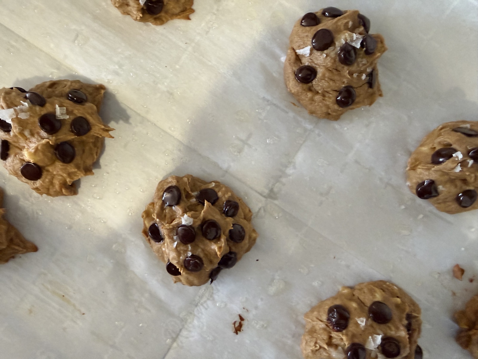 3-ingredient banana protein cookies